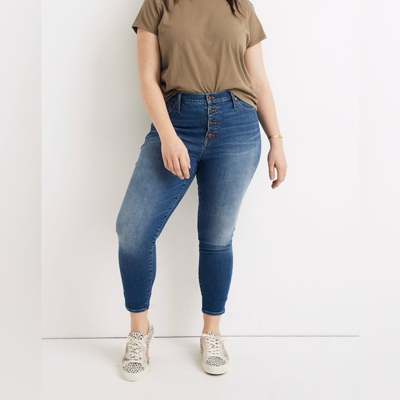 NWOT Madewell 9" Mid-Rise Skinny Crop Jeans: Button-Front TENCEL™ Denim Edition - Picture 2 of 12